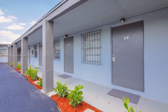 5807 SW 25th Street 118, West Park, FL 33023