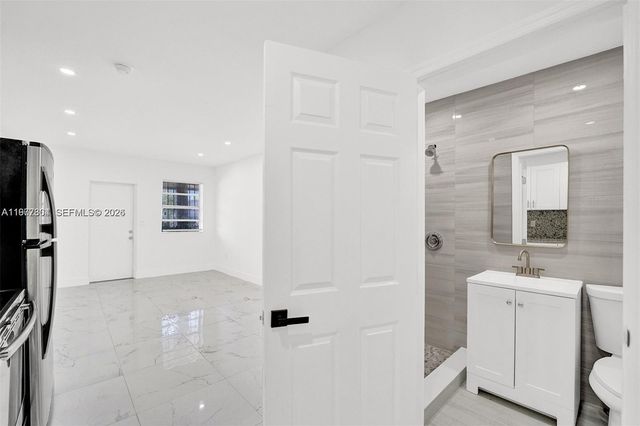 5807 SW 25th Street 118, West Park, FL 33023