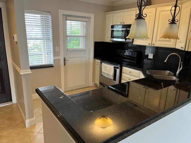 2871 N Ocean Boulevard N V345, Boca Raton, FL 33431