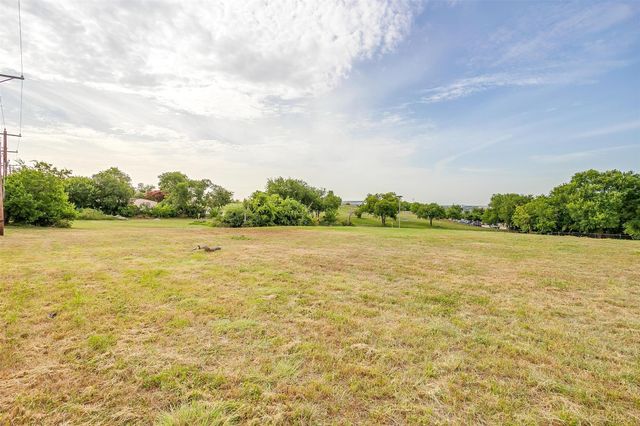 5816, 5820, 5824 Helmick Avenue, Fort Worth, TX 76107
