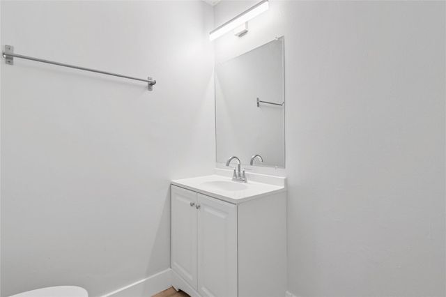 608 NE 29th Drive 2, Wilton Manors, FL 33334