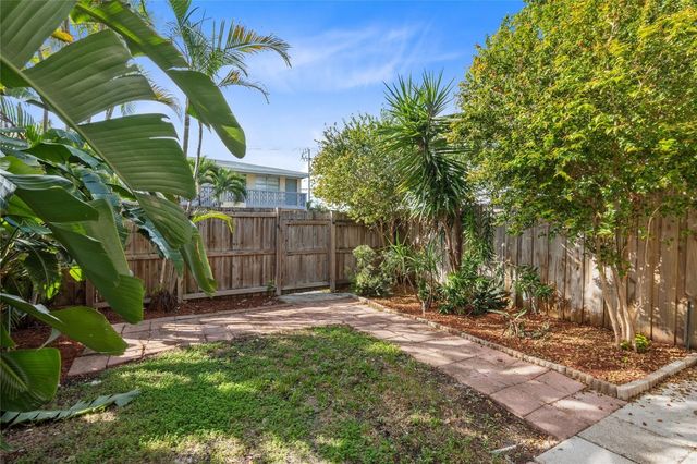 608 NE 29th Drive 2, Wilton Manors, FL 33334