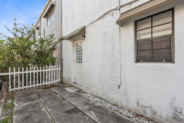 608 NE 29th Drive 2, Wilton Manors, FL 33334