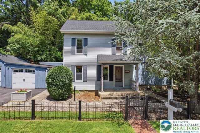 571 Pine Top Trail, Bethlehem City, PA 18017