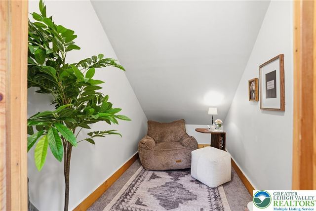 571 Pine Top Trail, Bethlehem City, PA 18017