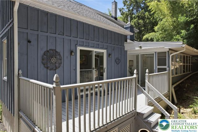 571 Pine Top Trail, Bethlehem City, PA 18017