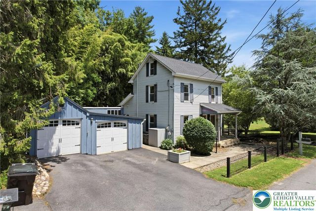 571 Pine Top Trail, Bethlehem City, PA 18017