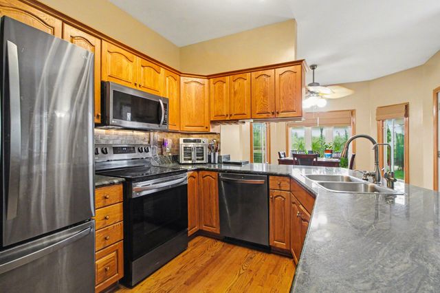 8060 Fox Tail Court, Ypsilanti, MI 48197