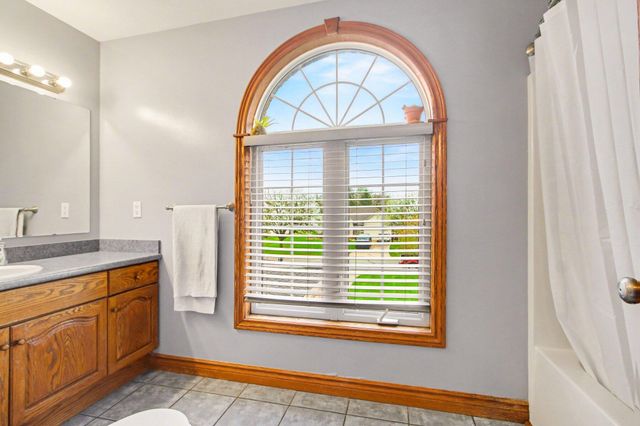 8060 Fox Tail Court, Ypsilanti, MI 48197
