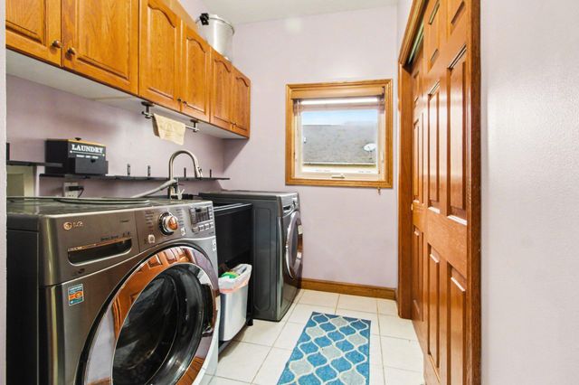 8060 Fox Tail Court, Ypsilanti, MI 48197