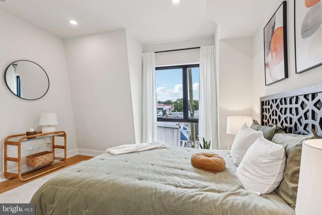 3411 W LIPPINCOTT ST, Philadelphia, PA 19132