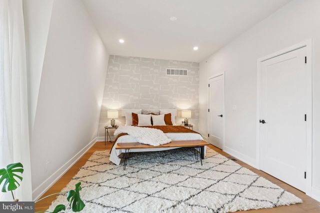 3411 W LIPPINCOTT ST, Philadelphia, PA 19132