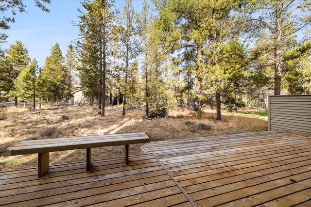 17894 Red Cedar Lane, Sunriver, OR 97707