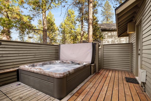 17894 Red Cedar Lane, Sunriver, OR 97707