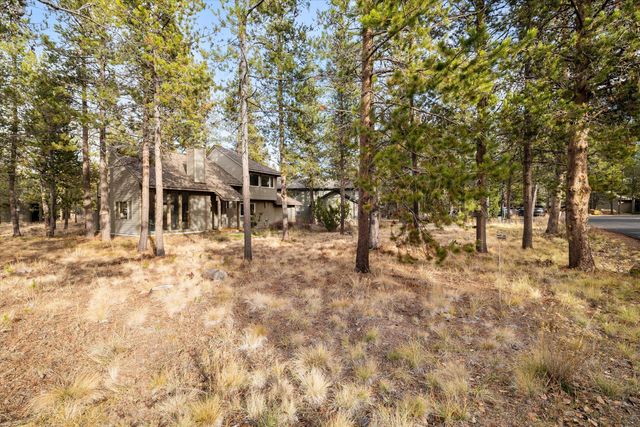17894 Red Cedar Lane, Sunriver, OR 97707