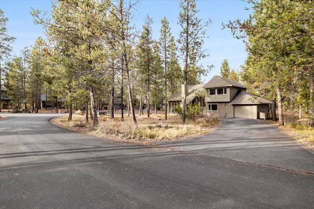 17894 Red Cedar Lane, Sunriver, OR 97707