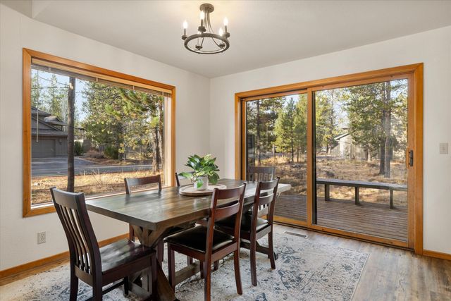 17894 Red Cedar Lane, Sunriver, OR 97707
