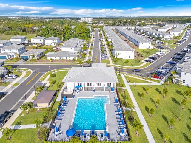 29021 SW 163rd Court, Homestead, FL 33033