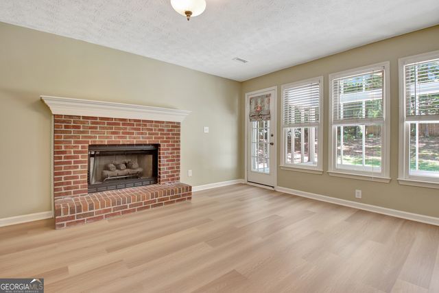 324 Legacy Lane, Peachtree City, GA 30269