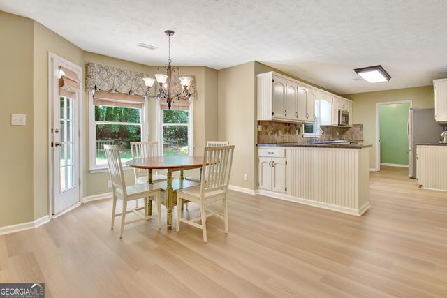 324 Legacy Lane, Peachtree City, GA 30269