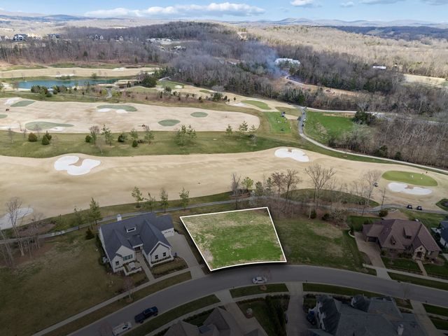 7085 Lanceleaf Dr, College Grove, TN 37046