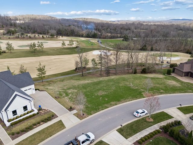 7085 Lanceleaf Dr, College Grove, TN 37046