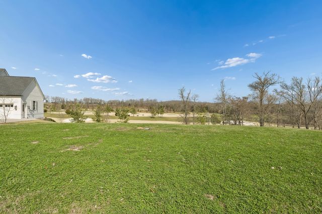 7085 Lanceleaf Dr, College Grove, TN 37046