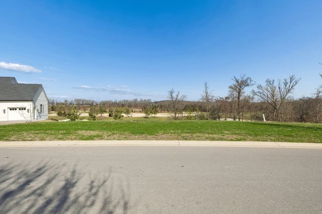 7085 Lanceleaf Dr, College Grove, TN 37046