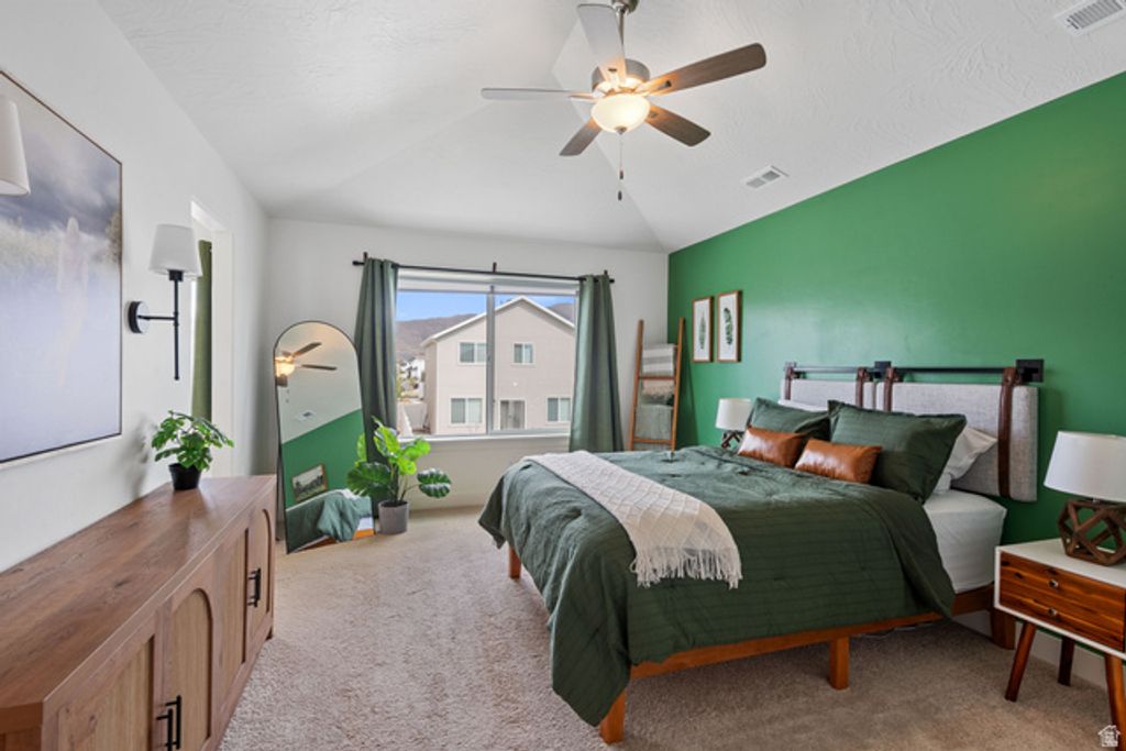 Image 12 of property listing at 3706 N CUADE ST, Eagle Mountain, UT 84005