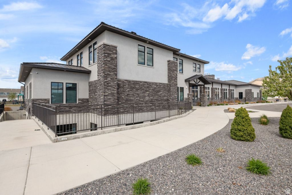Image 29 of property listing at 3706 N CUADE ST, Eagle Mountain, UT 84005