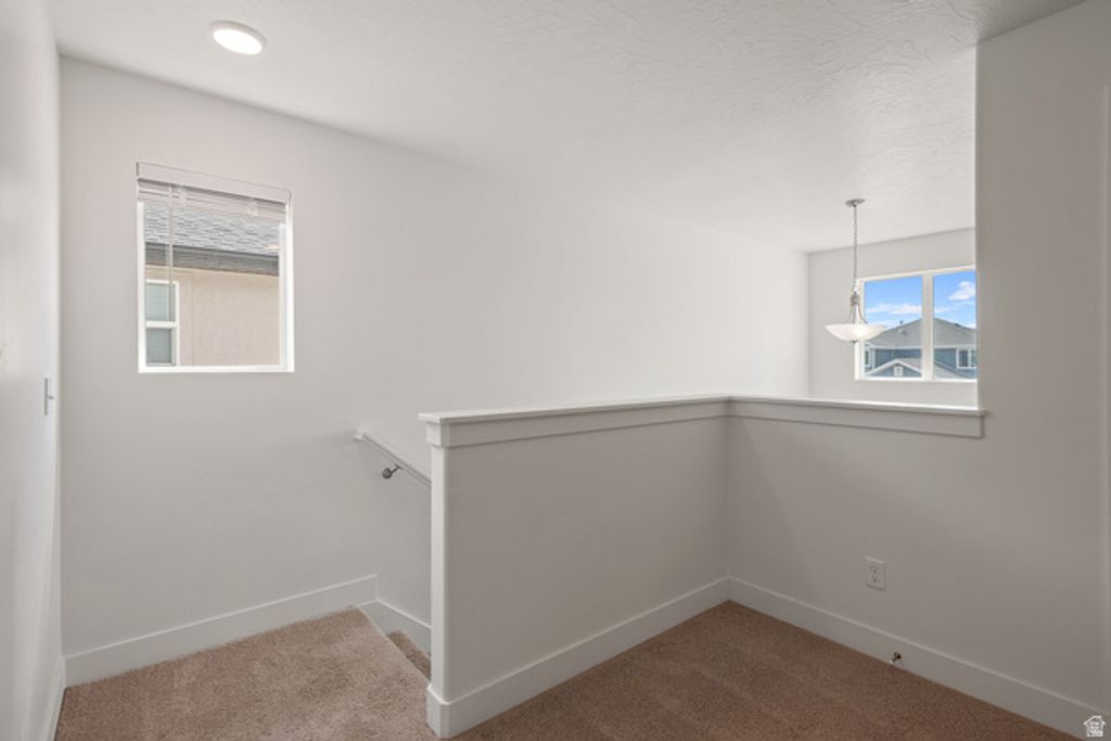 Image 10 of property listing at 3706 N CUADE ST, Eagle Mountain, UT 84005