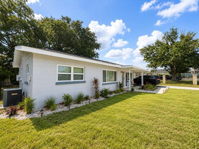 105 MARGARET STREET, Auburndale, FL 33823