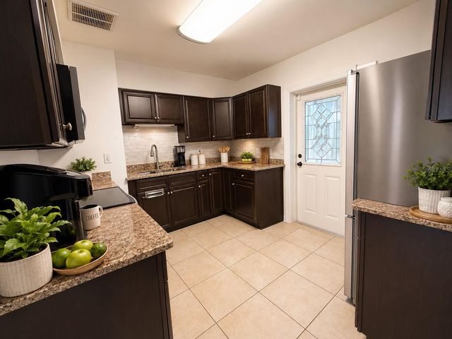 105 MARGARET STREET, Auburndale, FL 33823