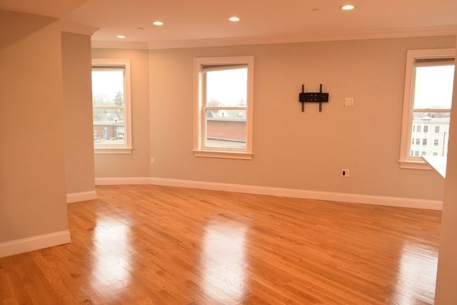 1664 Dorchester Ave 3, Boston, MA 02122