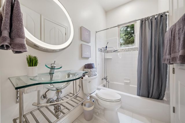 9738 Rim Rock Cir, Loomis, CA 95650