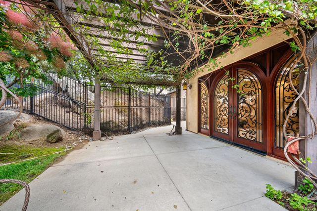 9738 Rim Rock Cir, Loomis, CA 95650