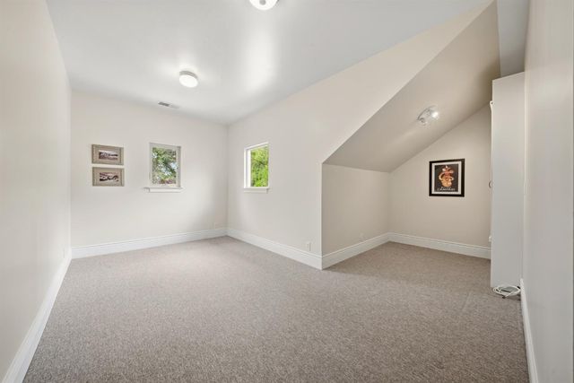9738 Rim Rock Cir, Loomis, CA 95650