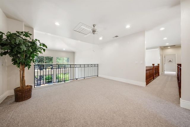9738 Rim Rock Cir, Loomis, CA 95650