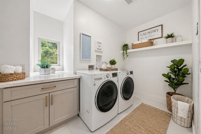 9738 Rim Rock Cir, Loomis, CA 95650