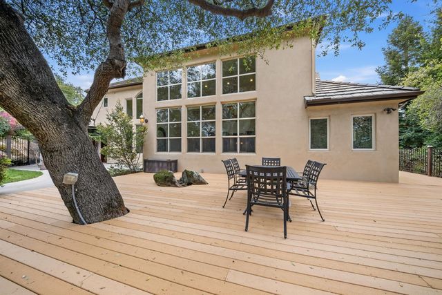 9738 Rim Rock Cir, Loomis, CA 95650