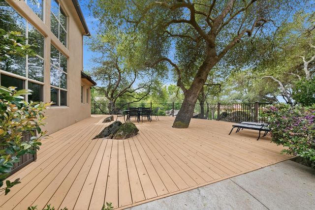 9738 Rim Rock Cir, Loomis, CA 95650