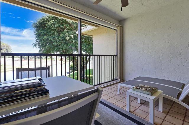 34 W Stratford Ln Lane W D, Boynton Beach, FL 33436