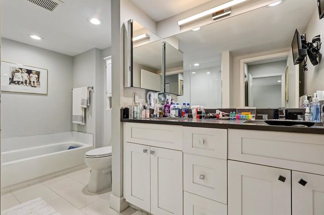 34 W Stratford Ln Lane W D, Boynton Beach, FL 33436