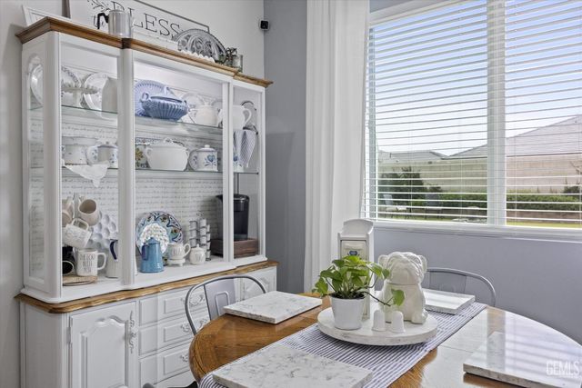 8719 Dromana Court, Bakersfield, CA 93314