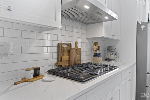 8719 Dromana Court, Bakersfield, CA 93314