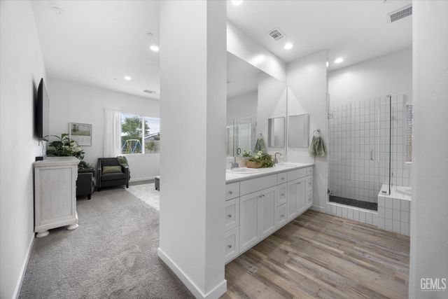 8719 Dromana Court, Bakersfield, CA 93314