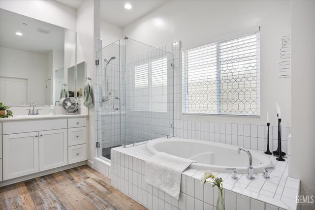 8719 Dromana Court, Bakersfield, CA 93314