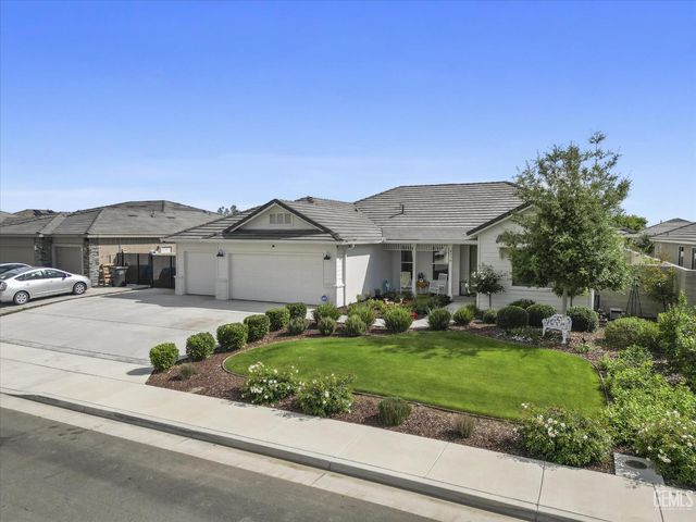 8719 Dromana Court, Bakersfield, CA 93314