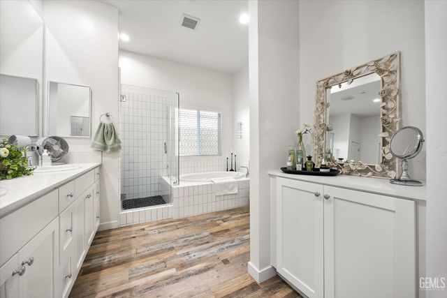 8719 Dromana Court, Bakersfield, CA 93314