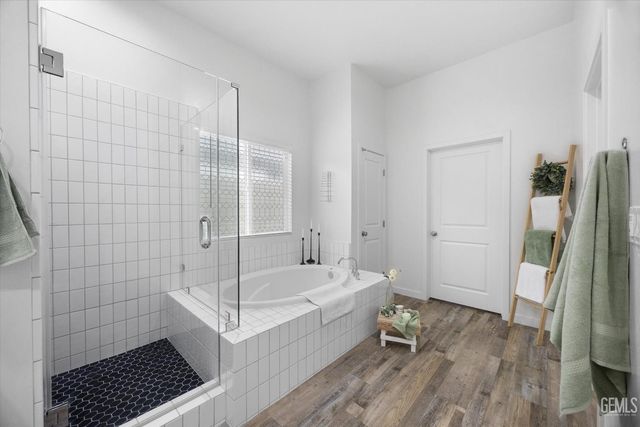 8719 Dromana Court, Bakersfield, CA 93314